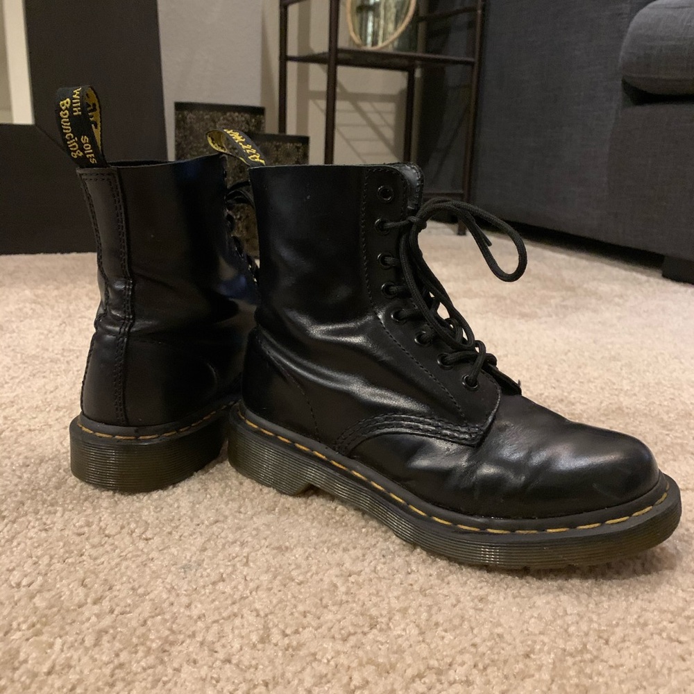 Dr Martens - Woman’s Size 6 Pascal
